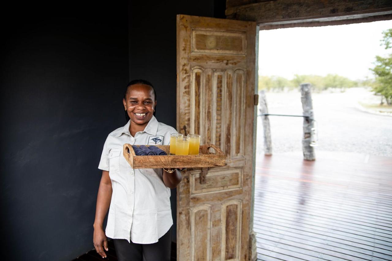 Etosha Oberland Lodge 오카우쿠에요 외부 사진