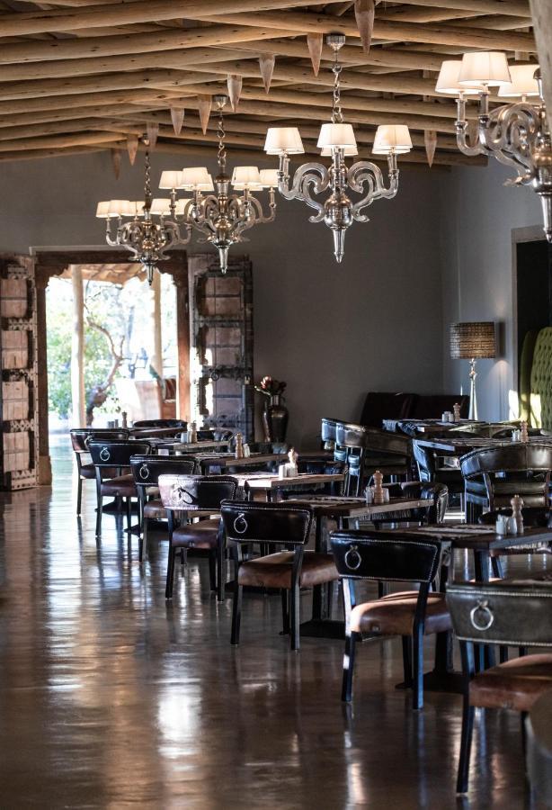 Etosha Oberland Lodge 오카우쿠에요 외부 사진